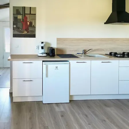 Clos De La Source Gironde Bed & Breakfast 3*