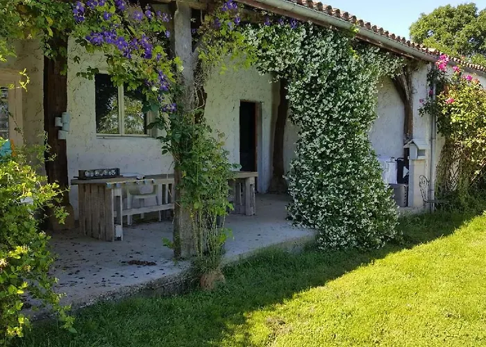 Clos De La Source Gironde 3* Saint-Martin-du-Bois (Gironde)